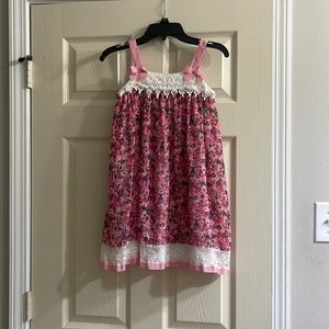 Girls dress